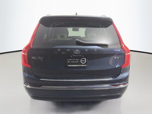 Used 2025 Volvo XC90 B5 Core w/ Protection Package Premier AWD/4WD image 7