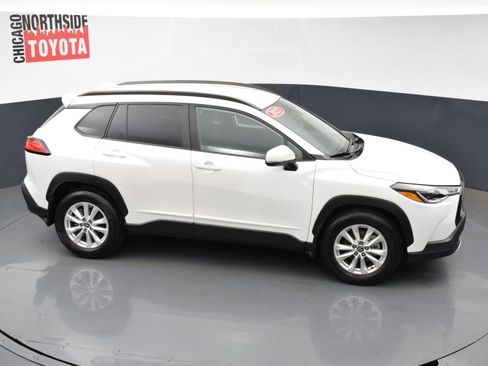 Used 2022 Toyota Corolla Cross LE image 21