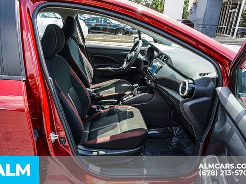 Used 2024 Nissan Versa SR FWD image 22