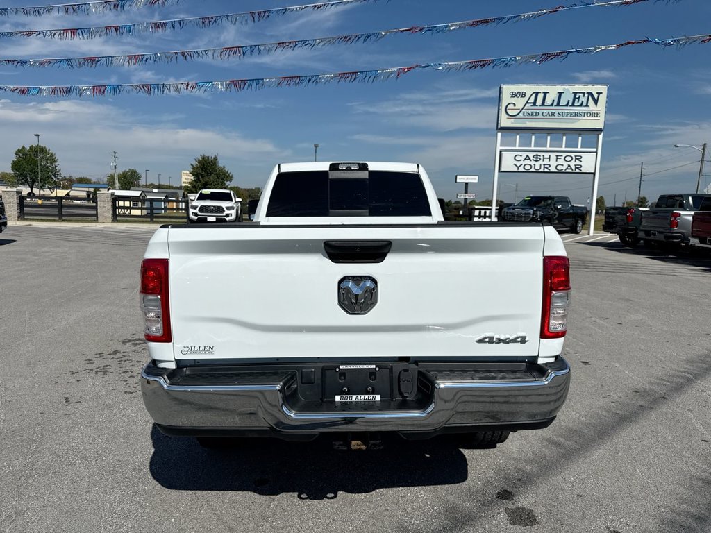 Used 2024 RAM 2500 Tradesman w/ Chrome Appearance Group AWD/4WD image 18