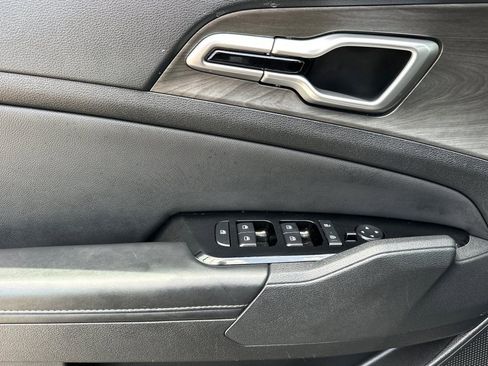 Certified 2024 Kia Sportage X-Line w/ X-Line Premium Package AWD/4WD image 11
