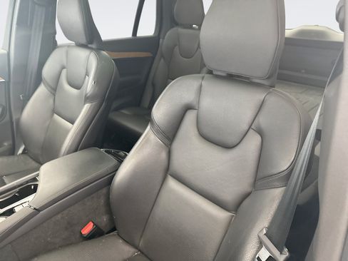 Used 2023 Volvo XC90 B6 Plus AWD/4WD image 9