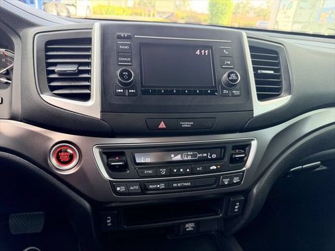 Used 2017 Honda Ridgeline RTL image 25