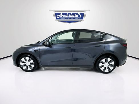 Used 2024 Tesla Model Y Long Range AWD/4WD image 4