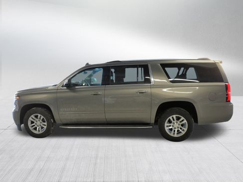 Used 2018 Chevrolet Suburban Premier image 4