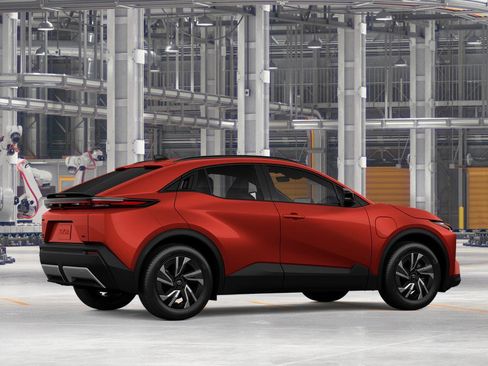 New 2026 Toyota C-HR AWD/4WD image 13