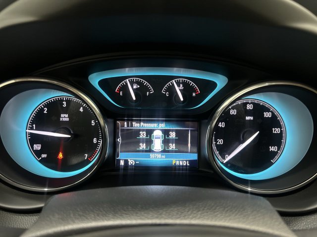 Certified 2017 Buick Envision Essence FWD image 11
