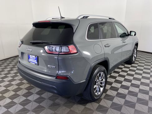 Used 2020 Jeep Cherokee Latitude Plus w/ Comfort/Convenience Group AWD/4WD image 8