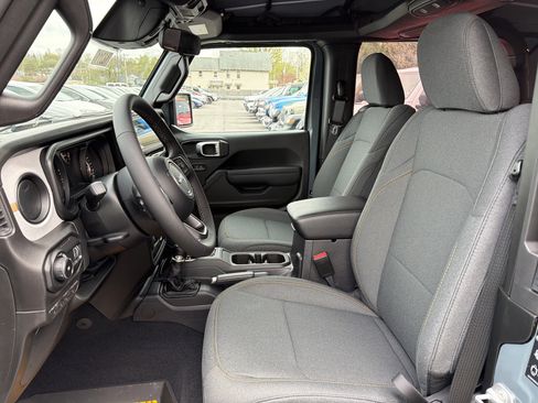 New 2026 Jeep Wrangler Sport AWD/4WD image 10