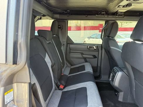 Used 2025 Ford Bronco Big Bend AWD/4WD image 31