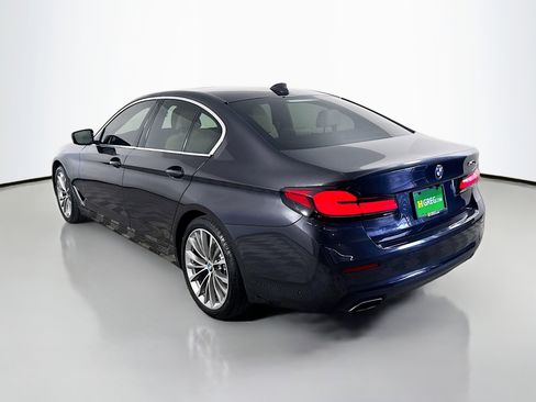 Used 2023 BMW 540i w/ Premium Package image 7