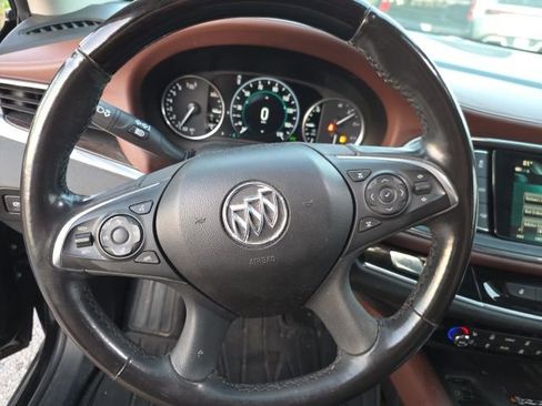 Used 2018 Buick Enclave Avenir w/ Avenir Technology Package AWD/4WD image 21