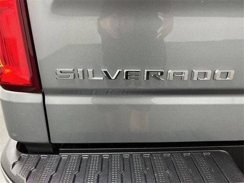Certified 2025 Chevrolet Silverado 1500 High Country image 33