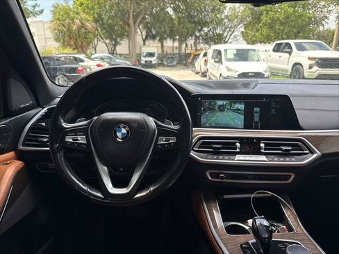 Used 2019 BMW X5 xDrive50i w/ Executive Package AWD/4WD image 31