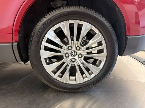 Used 2021 Toyota Venza Limited w/ Advanced Technology Package AWD/4WD image 39