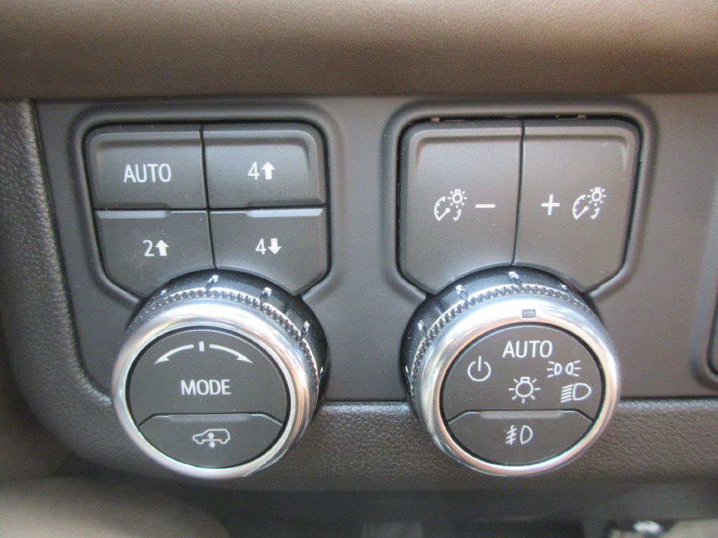 New 2027 GMC Yukon Denali Ultimate AWD/4WD image 17