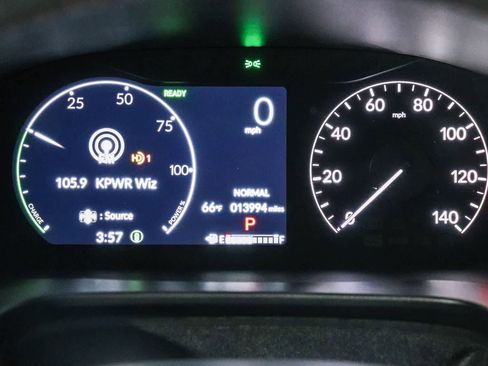 Used 2025 Honda CR-V Sport Touring image 26