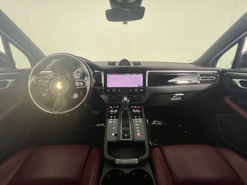 Certified 2024 Porsche Macan Turbo AWD/4WD image 13