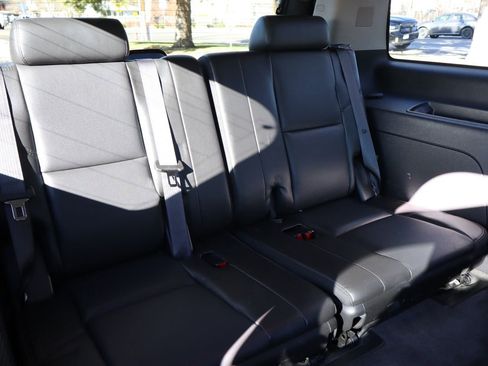 Used 2009 Chevrolet Tahoe LTZ image 22