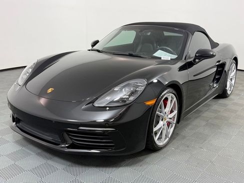 Certified 2025 Porsche 718 Boxster S RWD image 1