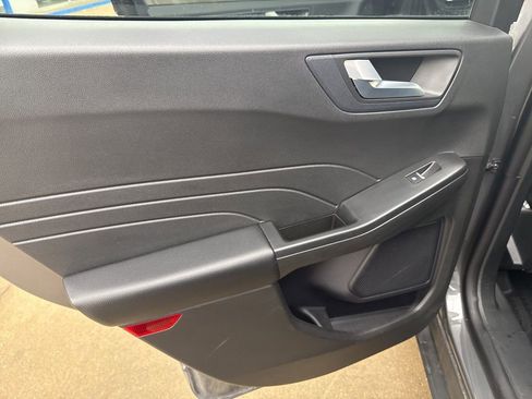 Certified 2024 Ford Escape ST-Line image 11