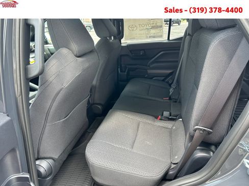 New 2026 Toyota 4Runner SR5 AWD/4WD image 19