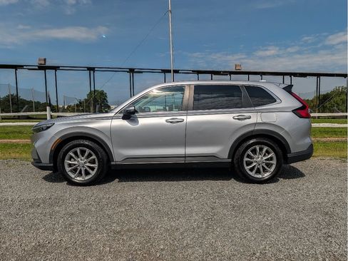 Used 2024 Honda CR-V EX image 9