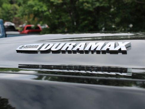 Used 2019 Chevrolet Silverado 2500 High Country w/ Duramax Plus Package AWD/4WD image 30