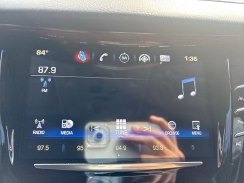 Used 2019 Cadillac Escalade Luxury w/ Escalade Sport Edition AWD/4WD image 12