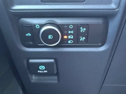 Used 2025 Ford F150 STX w/ Equipment Group 201A FX4 AWD/4WD image 18