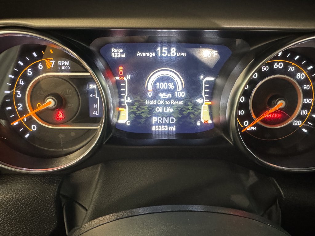Used 2022 Jeep Gladiator Sport AWD/4WD image 19