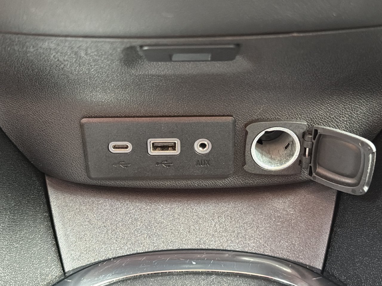 Used 2024 Chevrolet Malibu LT FWD image 6