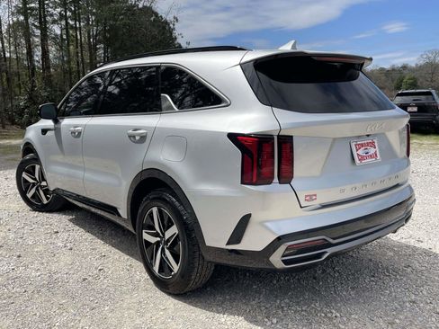 Used 2022 Kia Sorento S w/ Panoramic Sunroof Package FWD image 25