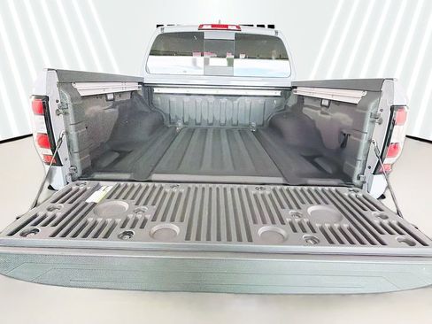 Used 2024 Nissan Frontier Pro-X w/ Pro Convenience Package RWD image 25