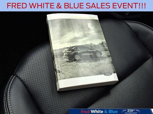 Certified 2022 Ford Escape SEL FWD image 26