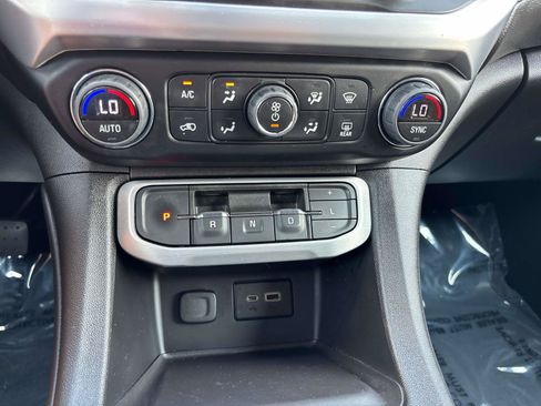 Used 2023 GMC Acadia SLE w/ Driver Convenience Package AWD/4WD image 28