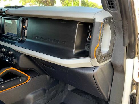 Certified 2022 Ford Bronco Badlands image 18