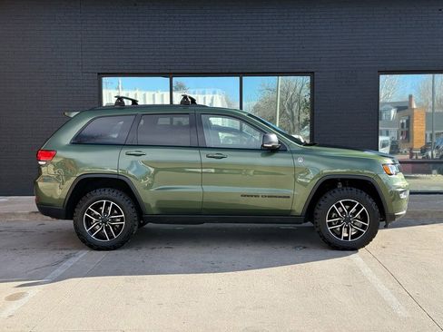 Used 2020 Jeep Grand Cherokee Trailhawk image 11