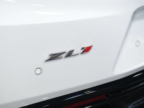 Used 2017 Chevrolet Camaro ZL1 RWD image 19