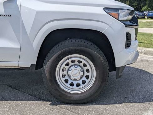 Used 2023 Chevrolet Colorado W/T w/ WT Convenience Package II AWD/4WD image 11