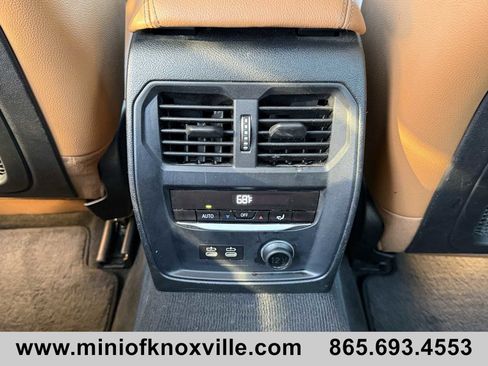 Used 2020 BMW 330i xDrive Sedan w/ Premium Package image 36