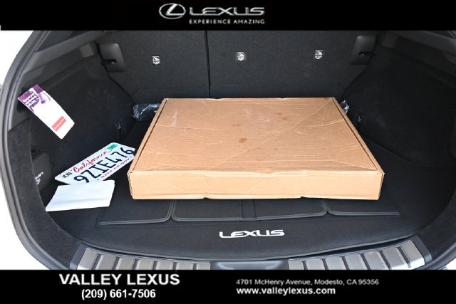 Certified 2026 Lexus RZ 450e AWD w/ Accessory Package (Z2) image 20