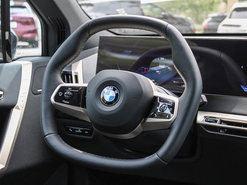 New 2026 BMW iX xDrive60 w/ Premium Package AWD/4WD image 14