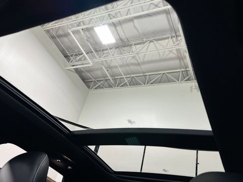 Used 2019 Ford Edge ST w/ Convenience Package image 33