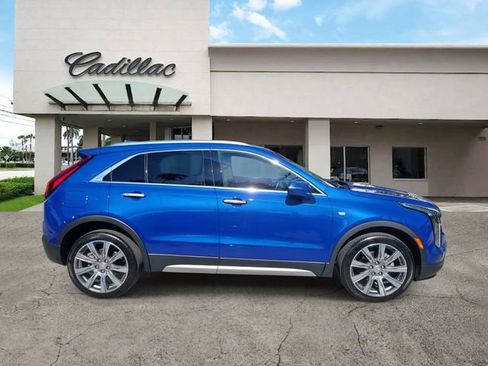 Certified 2023 Cadillac XT4 Premium Luxury w/ Cold Weather Package FWD image 6