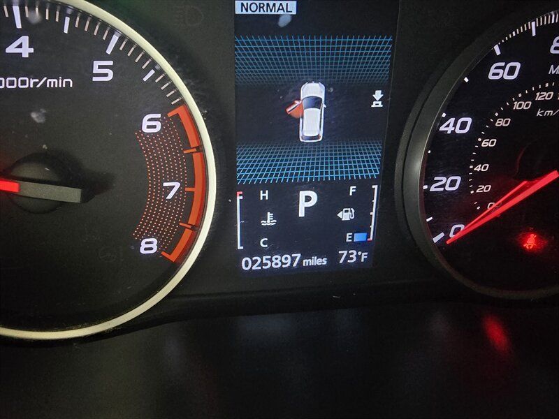 Used 2024 Mitsubishi Eclipse Cross LE AWD/4WD image 23