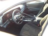 Used 2024 Hyundai Elantra SEL image 5