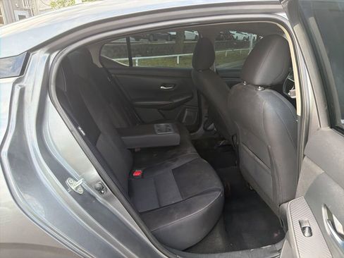 Used 2021 Nissan Sentra SV image 25