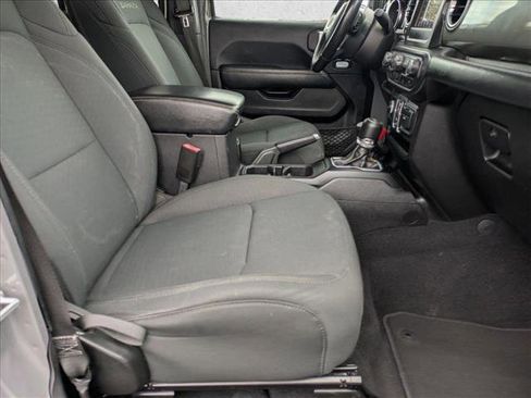 Used 2021 Jeep Wrangler Unlimited Sahara image 21