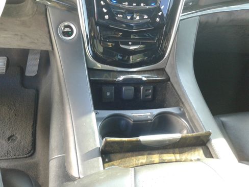 Used 2016 Cadillac Escalade Platinum image 20